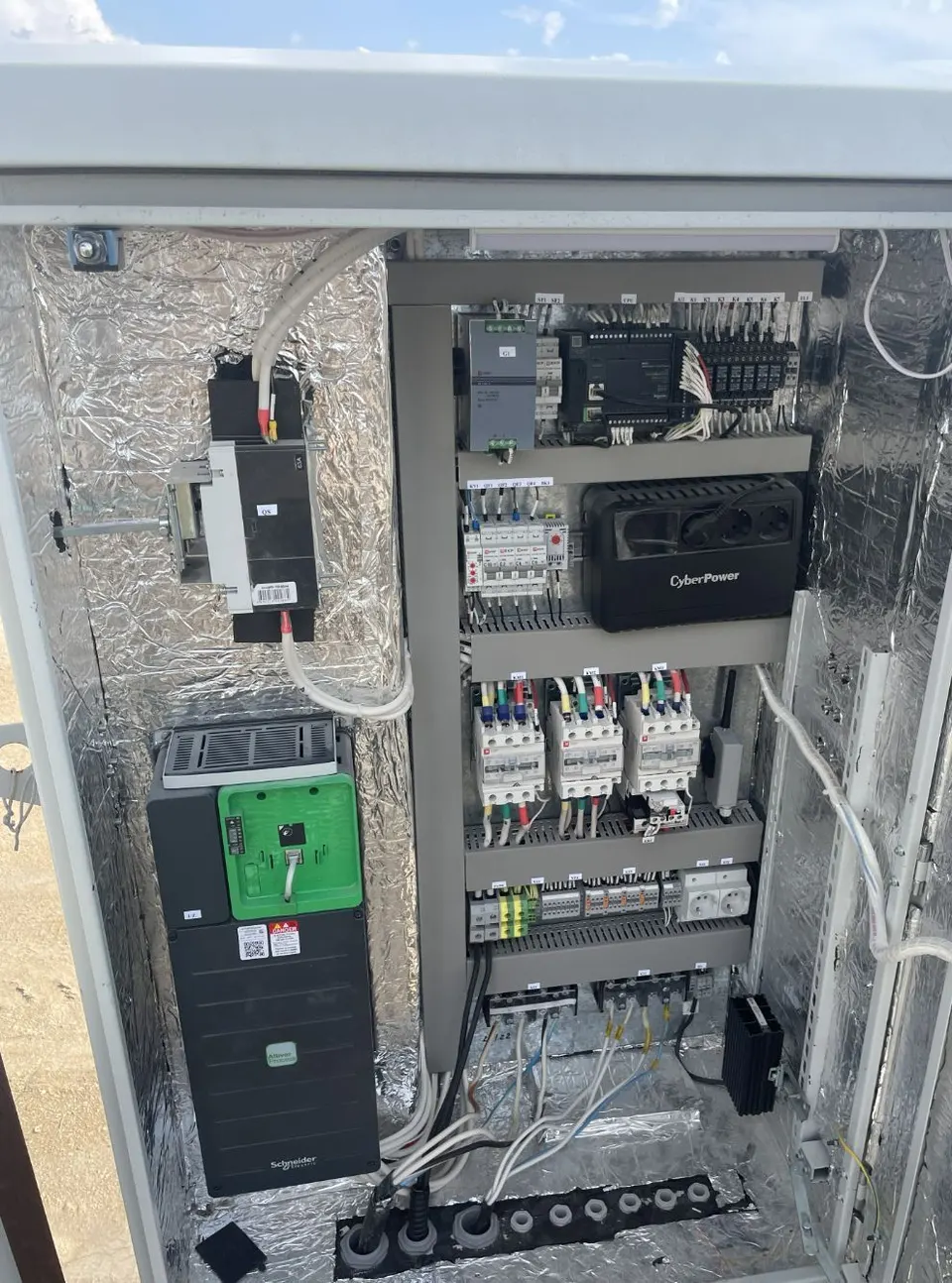 Open well control cabinet: controller, CyberPower UPS, Schneider Electric Altivar variable frequency drive and switchgear.